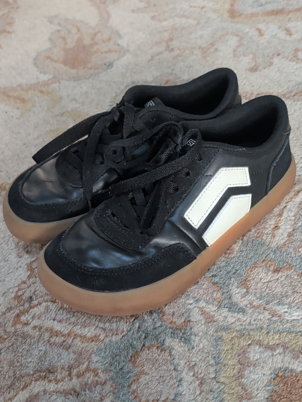 Splay 101 Blackboard Kids Black Sneakers with Gum Sole Barefoot Minimalist